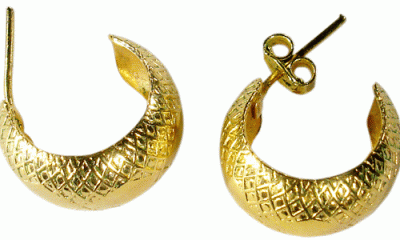 Possessing enough gold if sold, can afford hajj